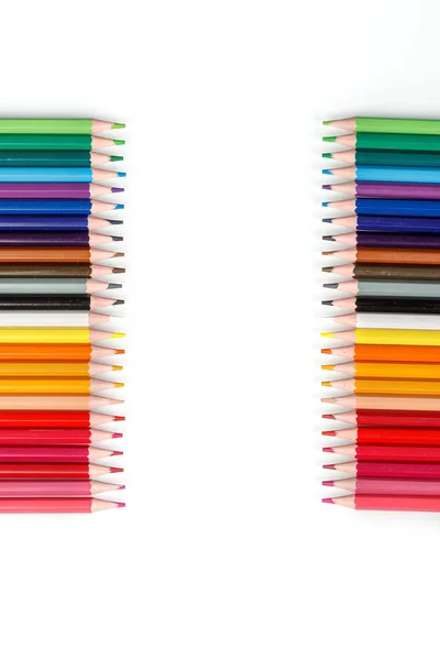 Üst üste çok renkli kalemler — Stok fotoğraf