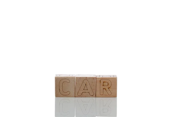 Деревянные Кубики Буквами Автомобиля Белом Фоне Крупным Планом — стоковое фото