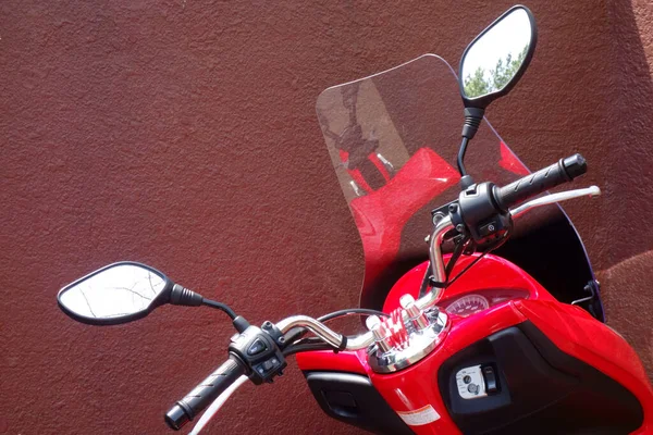 Red Stylisches Fahrrad Armaturenbrett Und Griff — Stockfoto