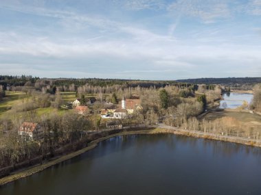 Burgwalden yakınlarındaki Augsburg Batı Ormanı 'nın havadan görünüşü