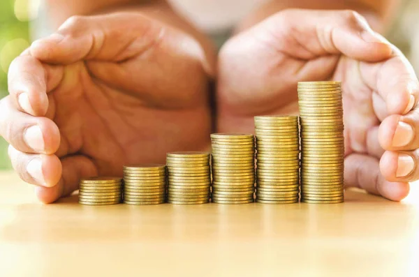 otobüsün grafik büyüyen için yığın para madeni para ile para tasarrufu el