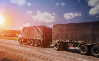  otoyol ve taşıma Endüstr için günbatımı hız kamyon