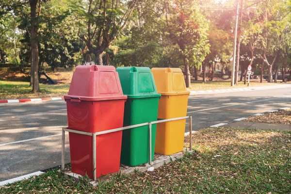 recycle bin at park    for cleaning