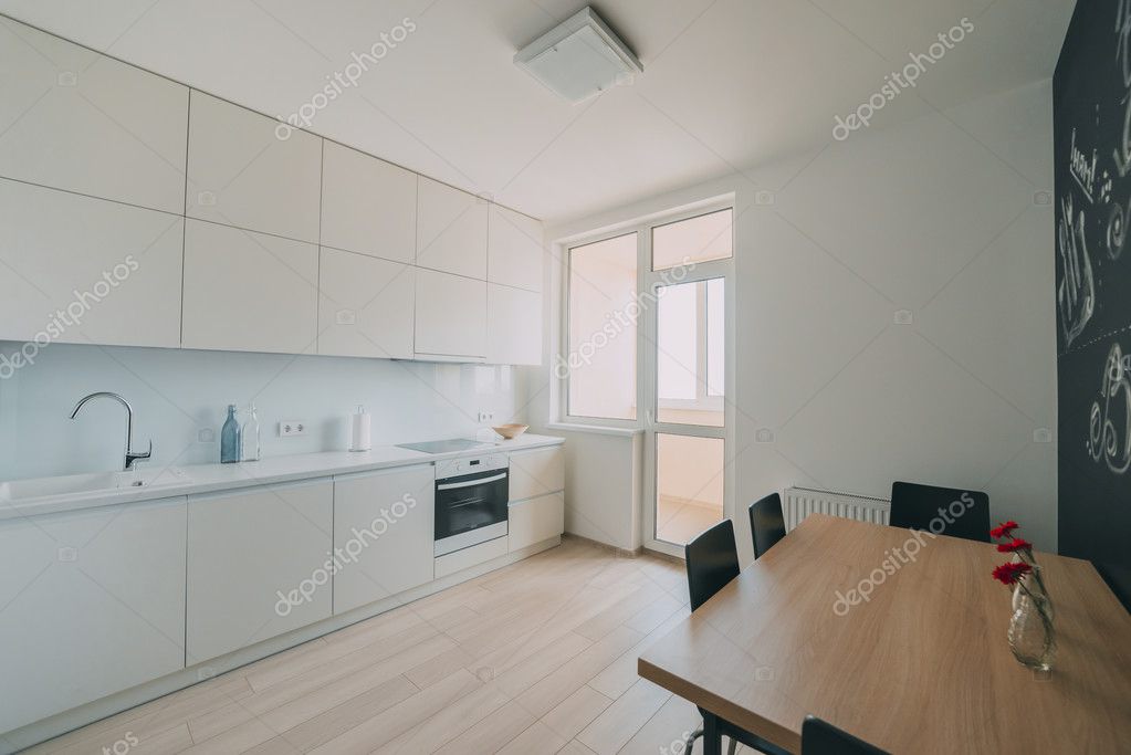 Lichte interieur met vloeren in een modern appartement — Stockfoto ... Lichte interieur met vloeren in een modern appartement — Stockfoto ...