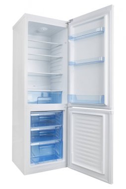 Beyaz arka plan üzerinde izole beyaz buzdolabı