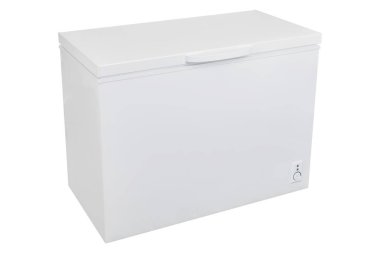 Beyaz arka plan üzerinde izole beyaz buzdolabı