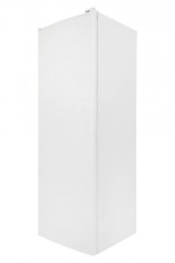 Beyaz arka plan üzerinde izole beyaz buzdolabı