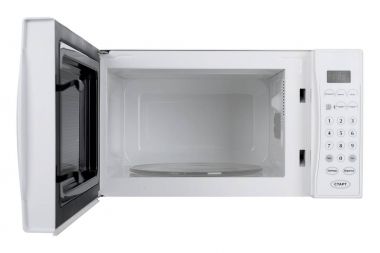 Yeni beyaz mikrodalga fırın beyaz arka plan üzerinde izole