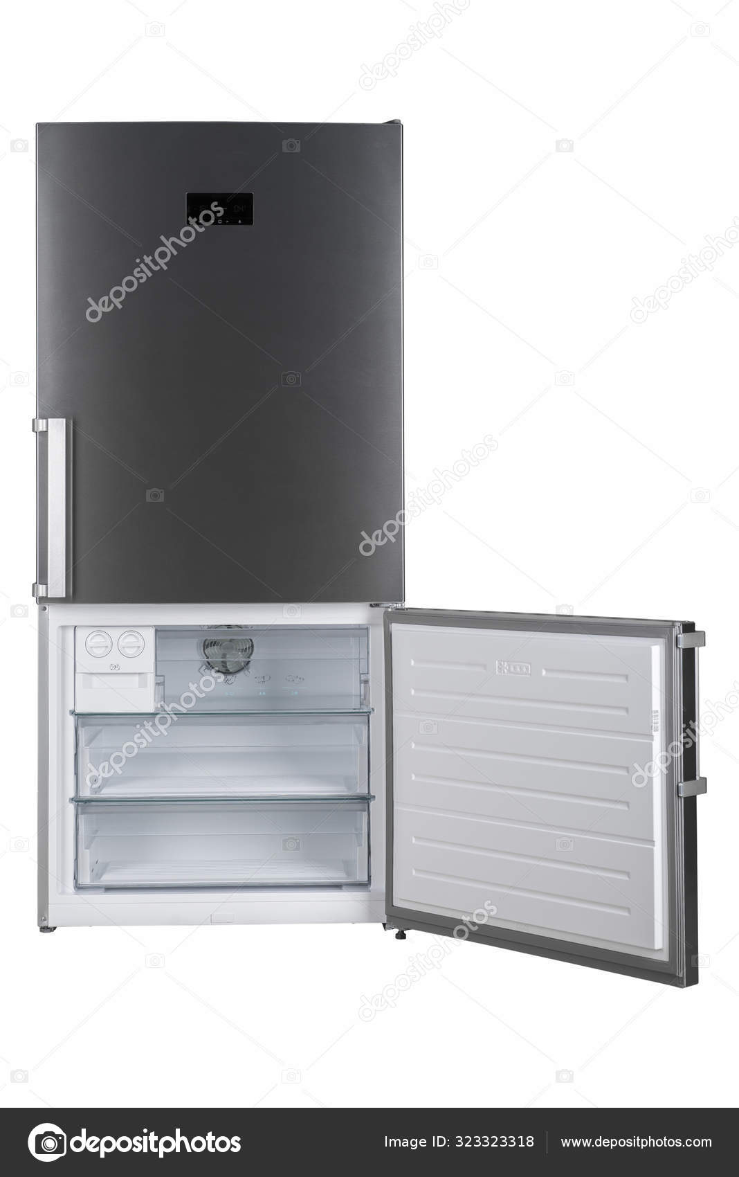 Kühlschrank Auf Rädern Isoliert Auf Weißem Hintergrund Lizenzfreie Fotos,  Bilder und Stock Fotografie. Image 27227683.
