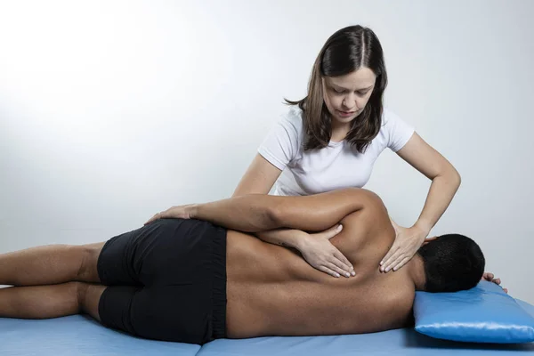 Close Female Osteopath Doing Shoulder Blade Therapy Young Mam — Stok fotoğraf