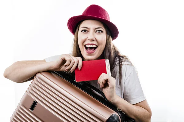 Piękny Model Gotowy Wyruszenia Swój Pierwszy Plecak Posiadanie Paszportu Biletu — Zdjęcie stockowe