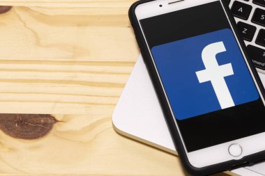 24 Aralık 2019, Brezilya. Facebook, Mark Zuckerberg tarafından Şubat 2004 'te kurulan bir çevrimiçi sosyal ağ servisidir..