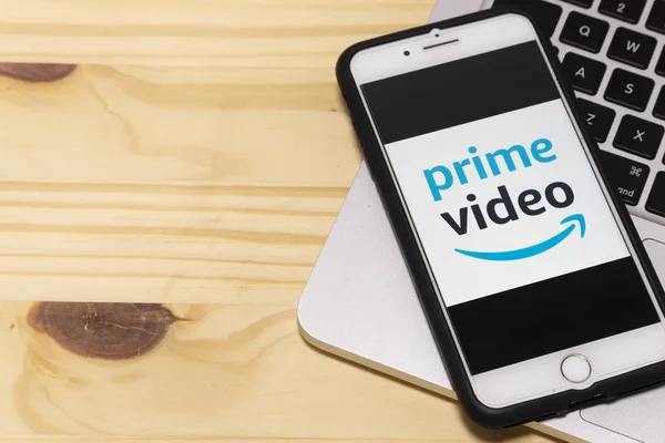 Декабря 2019 Года Бразилия Иконка Логотипа Amazon Prime Экране Смартфона — стоковое фото