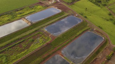 Kanalizasyon tedavisi. Hava görüntüsü. İHA yakalaması.