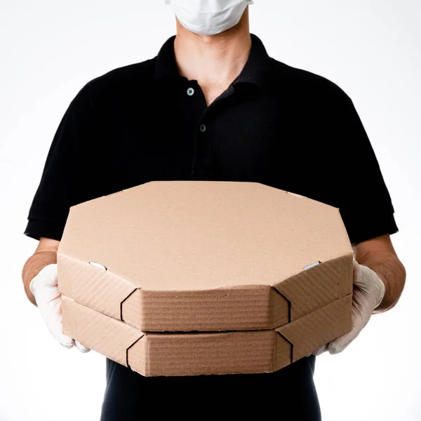 Detalle Cajas Pizza Por Repartidor Con Guantes Máscara Concepto Entrega —  Fotos de Stock