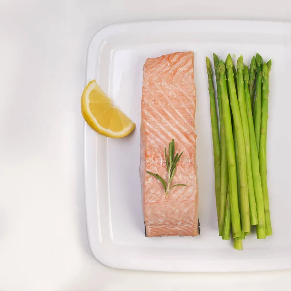 Steamed Salmon Asparagus White Plate — Stock Photo, Image