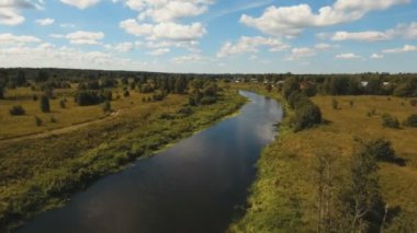 Uçan Nehri. Hava video.