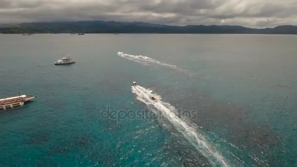 Meeresattraktion am Strandresort.Insel Boracay Philippinen. — Stockvideo