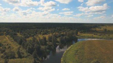 Uçan Nehri. Hava video.