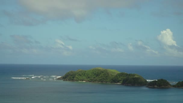 Tropische lagune, zee, strand. Tropisch eiland. Catanduanes, Luzon. — Stockvideo