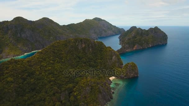 Тропический остров, вид с воздуха. Эль-Нидо — стоковое видео