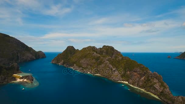 Tropisch eiland en zandstranden, luchtfoto. El Nido — Stockvideo