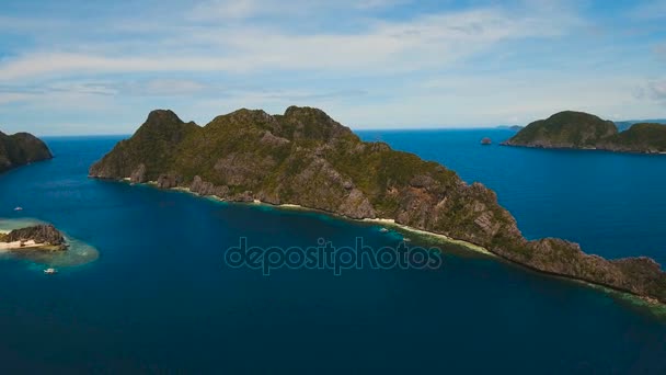 Ilha tropical e praias de areia, vista aérea. El Nido — Vídeo de Stock