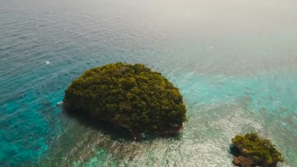 Antenne bekijken prachtige tropische eiland. Boracay island, Filippijnen. — Stockvideo