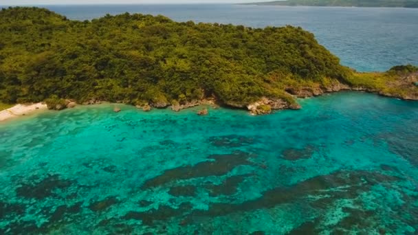 Vista aérea hermosa isla tropical. Isla de Boracay Filipinas . — Vídeo de stock
