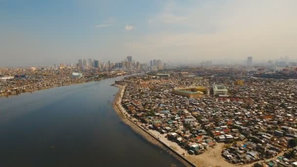 Воздушный город с небоскребами и зданиями. Филиппины, Манила, Макати. — стоковое видео