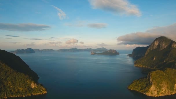 La splendida vista aerea baia. Isole tropicali . — Video Stock