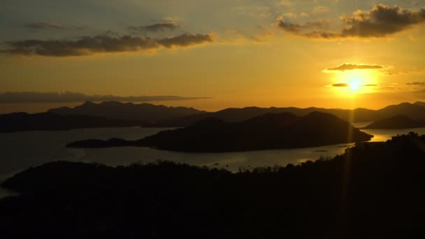 美丽的日落海。科伦，巴拉望岛菲律宾 — 图库视频影像