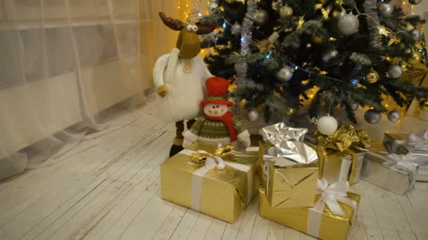 Albero di Natale decorato. — Video Stock