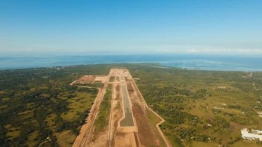 Yeni bir Havaalanı terminal inşaatı. Filipinler, Bohol, Panglao.