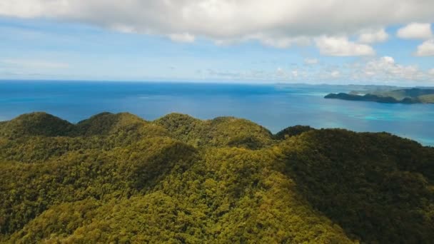 Vista aérea lagoa tropical, mar, praia. Ilha tropical. Siargao, Filipinas . — Vídeo de Stock