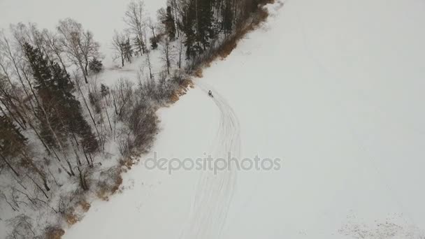 Зимові гонки мотоцикл . — стокове відео