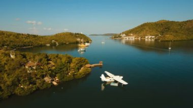 Tropikal deniz bay. Havadan görünümü: deniz manzarası Busuanga, Palawan, Filipinler.