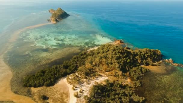 Hava güzel deniz manzarası görüntüleyin. Busuanga, Palawan, Filipinler. — Stok video