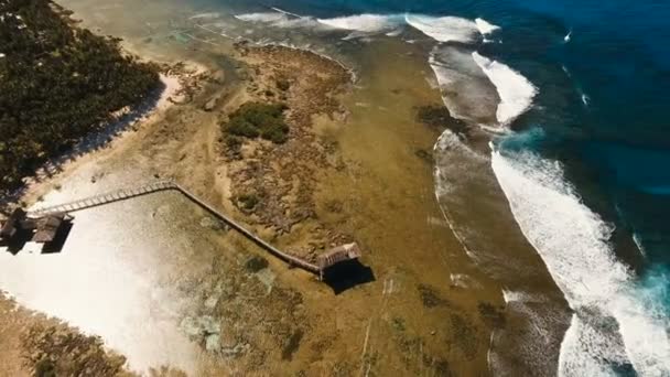 Nuvem Nove ponto de surf vista aérea. Siargao, Filipinas. Nuvem 9 . — Vídeo de Stock