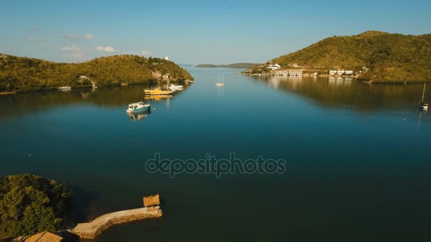 Tropical sea bay. Aerial view: Seascape Busuanga, Palawan, Philippines. — Stock Video