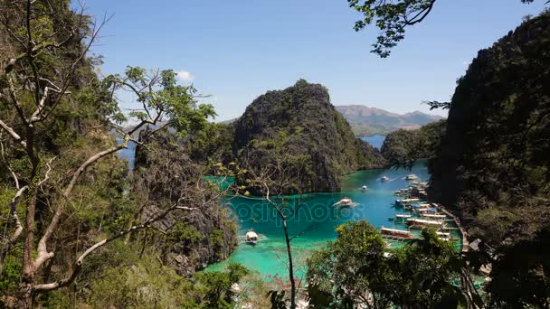 Lagoa maravilhosa em Kayangan Lake, Filipinas, Coron, Palawan . — Vídeo de Stock