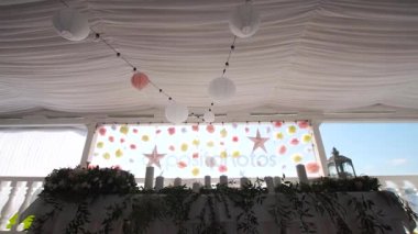 Ziyafet salonu düğün dekorasyonu.