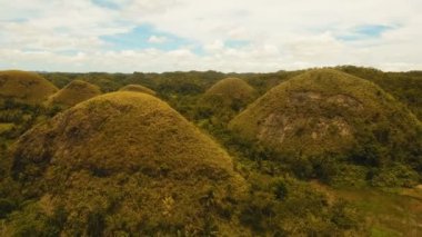 Çikolata Hills Bohol, Filipinler, anteni otellerini göster.