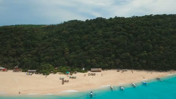 Vue aérienne belle plage sur île tropicale. Boracay île de Philippines. — Video