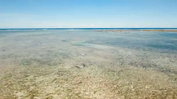 Vista aerea superficie acquatica.Isola di Siargao Filippine . — Video Stock