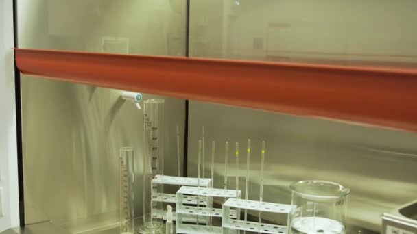 Laboratorium en medische apparatuur. — Stockvideo