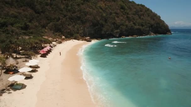 Vista aérea hermosa playa. Nusa Penida — Vídeos de Stock