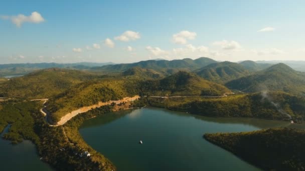 Paisagem tropical, montanhas, floresta, baía. Busuanga, Palawan, Filipinas . — Vídeo de Stock