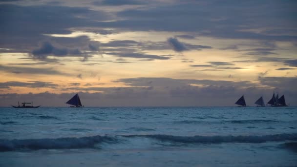 美丽的日落海。长滩岛岛菲律宾. — 图库视频影像