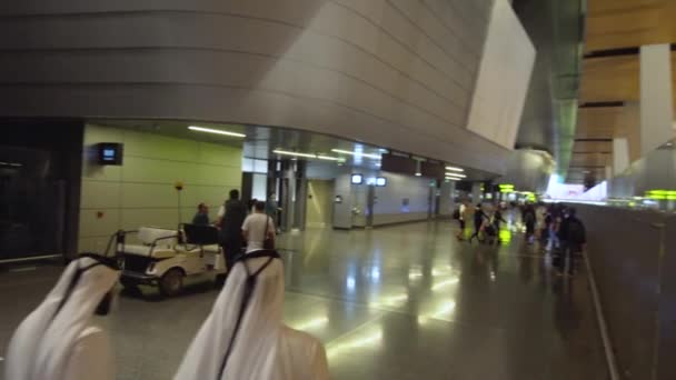 Internationale luchthaven in Doha, Qatar — Stockvideo